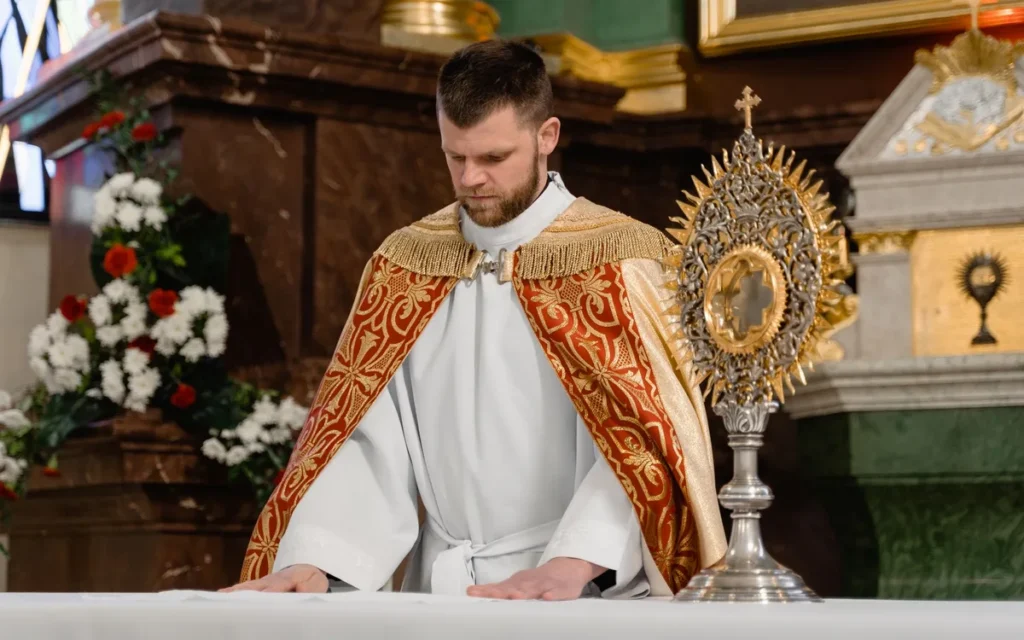 Jak wygląda spowiedź krok po kroku w konfesjonale?
