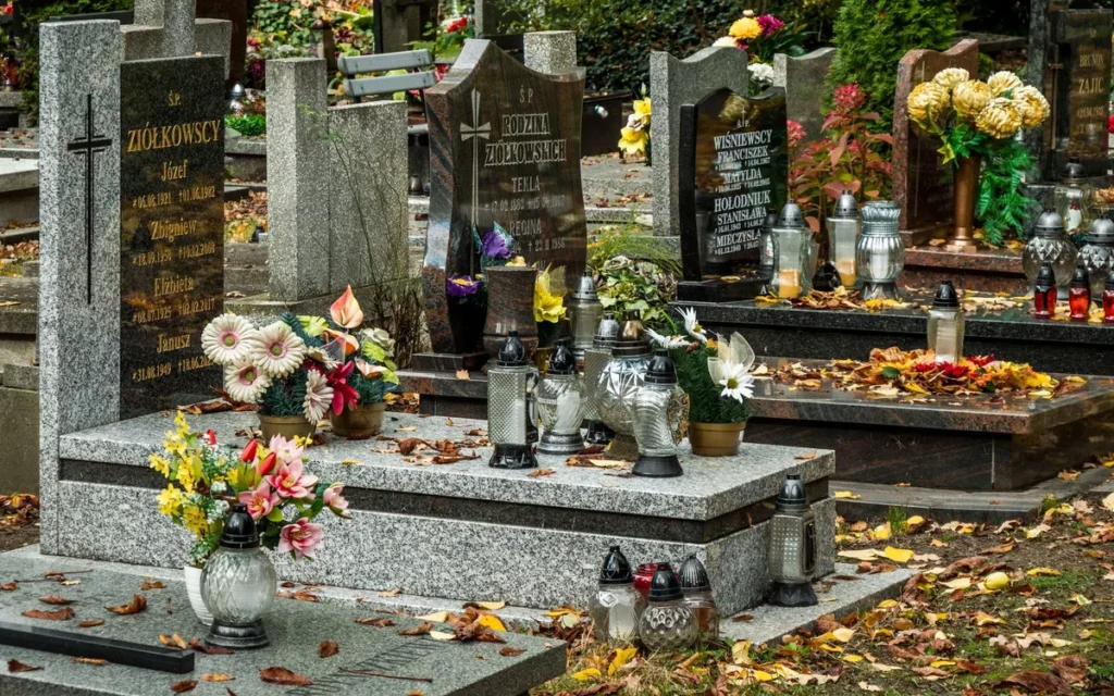 Odpust za zmarłych - jakie warunki trzeba sprawdzić?