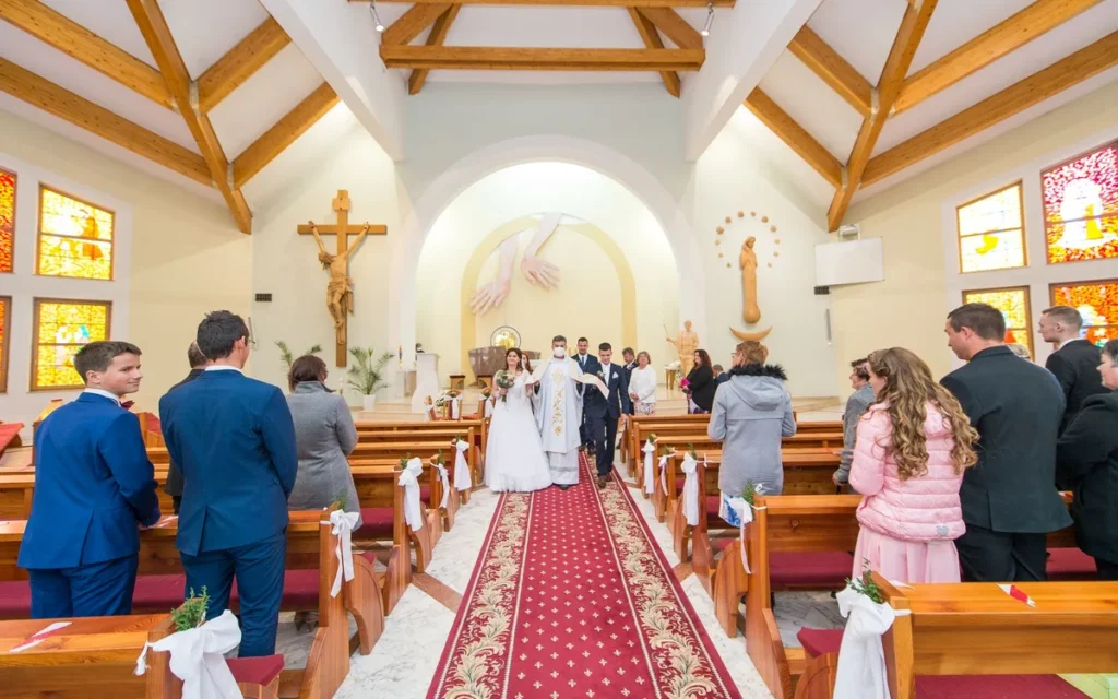 Jak sprawdzić nabożeństwo św. Faustyny w Otwocku-Ługach?